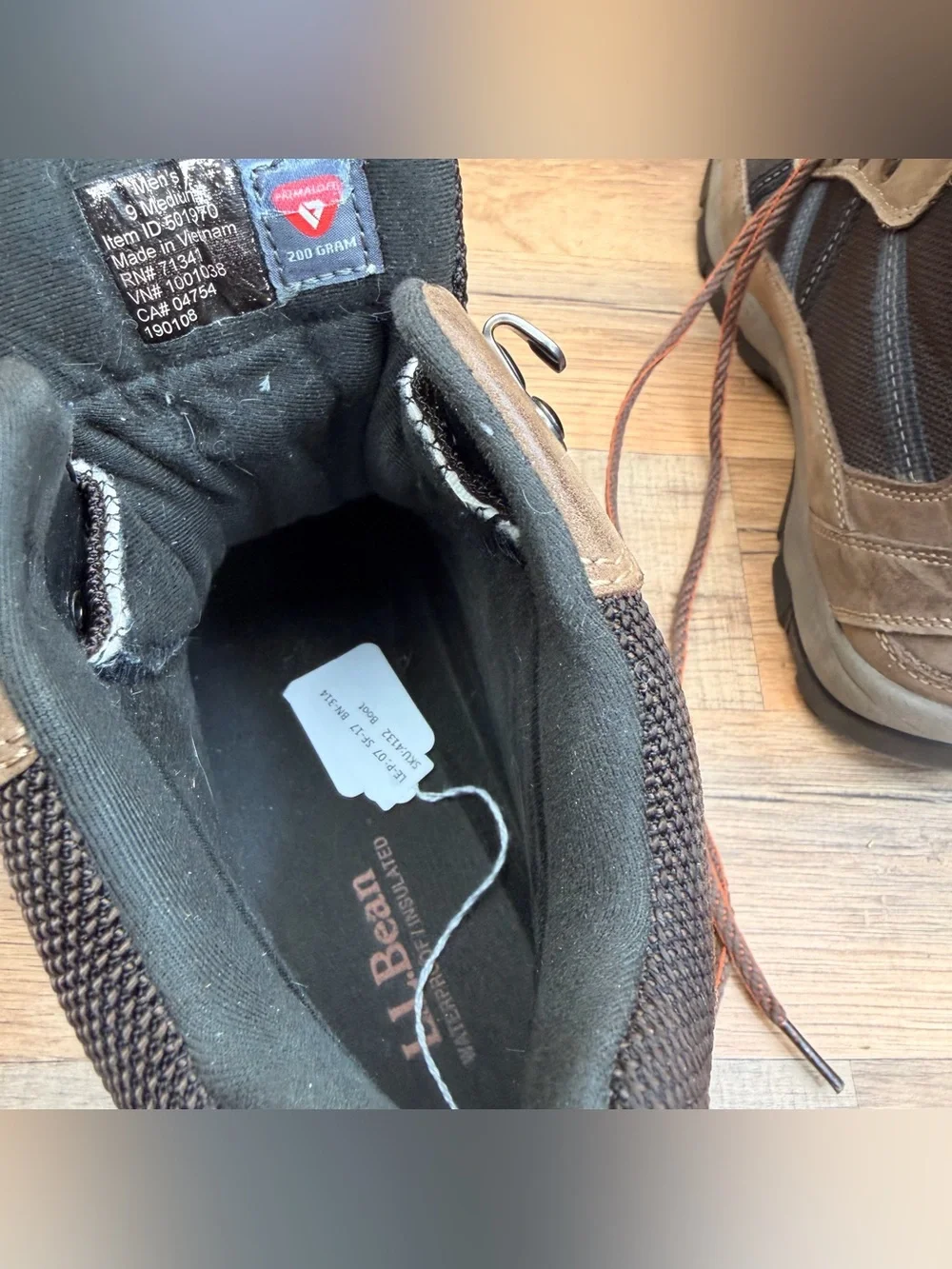 LL Bean Men's size 9 Brown Hiking Boots - Rugged Outdoor Trail Shoes